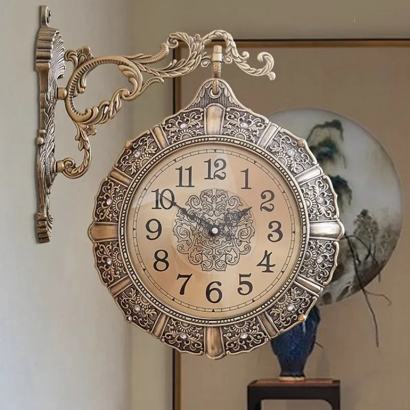 Luxury Lifestyle Living - Nordic Retro Living Room Wall Clock