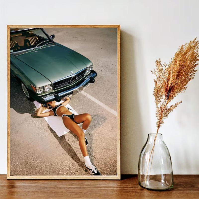 Vintage Luxury Car and Edgy Mo - Luxury Lifestyle Furniture recension och pris