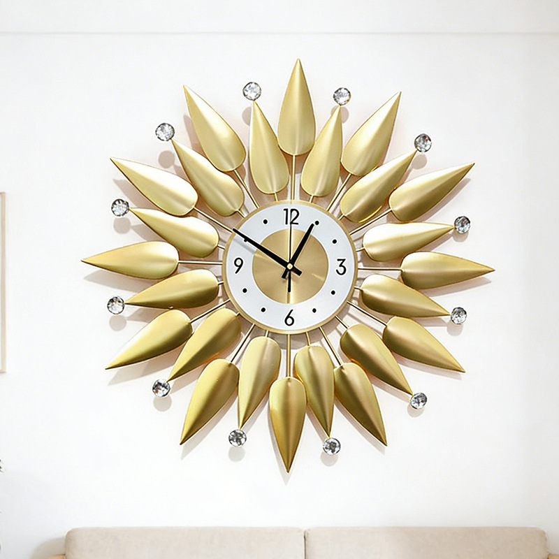 Luxury Wall Clock Metal Wall C - Luxury Lifestyle Living recension och pris
