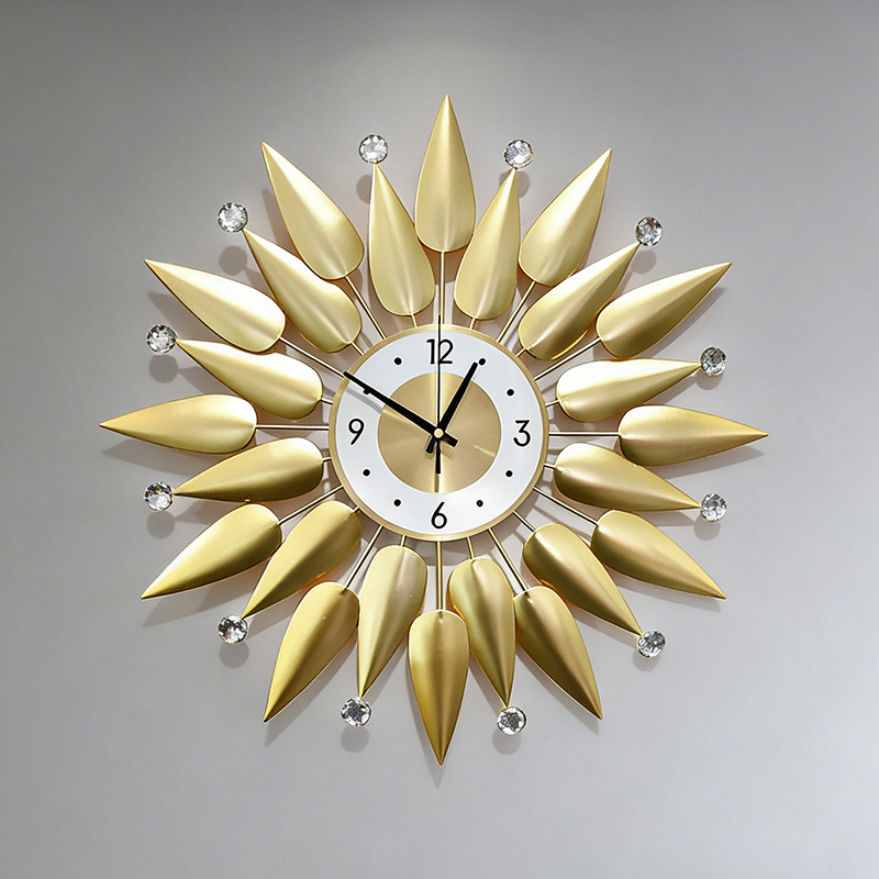 Luxury Wall Clock Metal Wall C - Luxury Lifestyle Living recension och pris