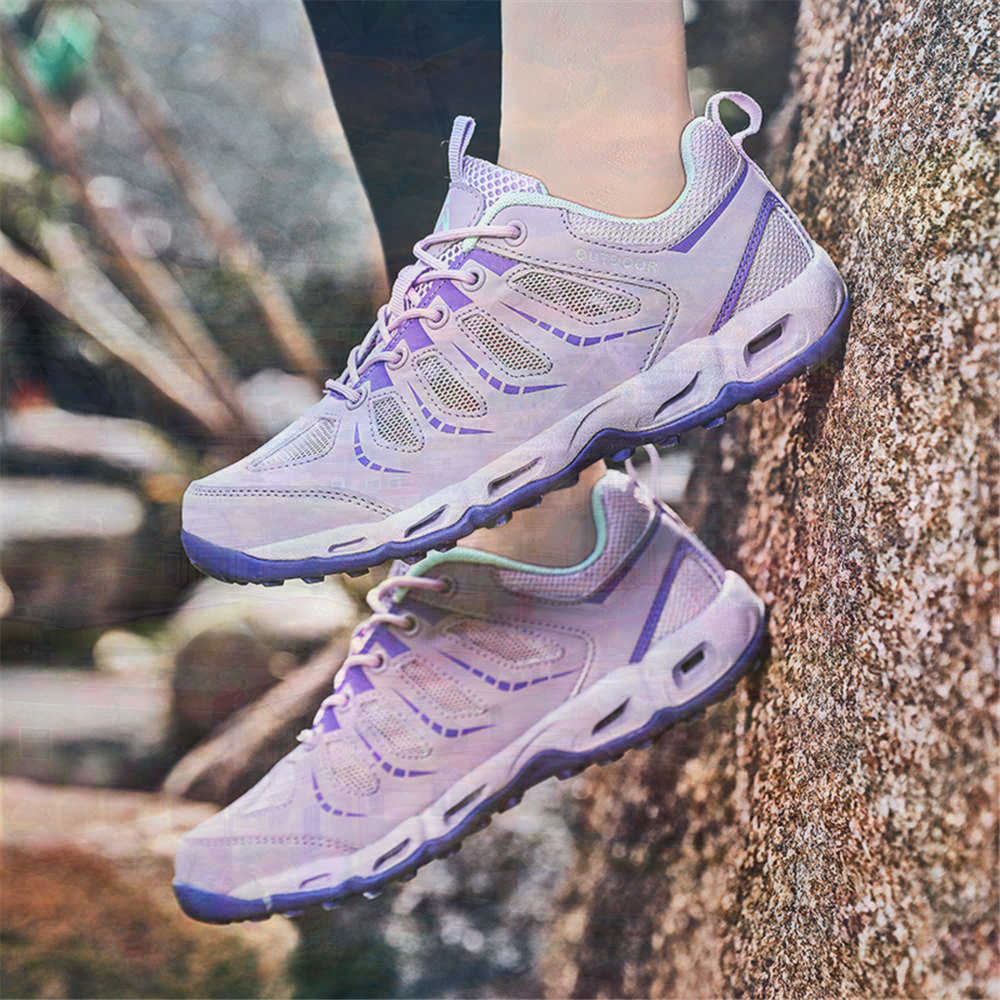 Sumer Round Tip Silver Sneaker - Luxury Lifestyle Outfit recension och pris