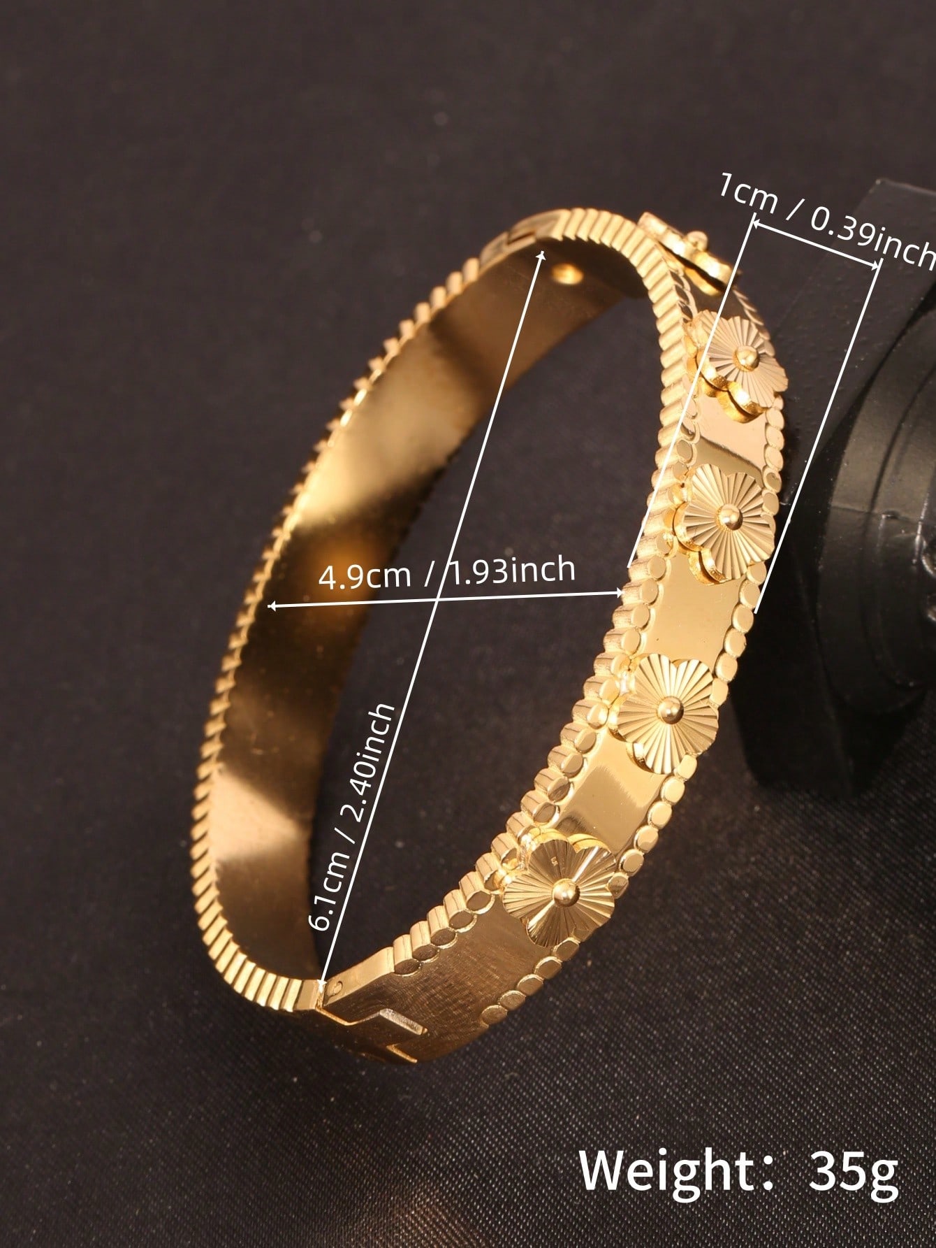 1 Piece of European and Americ - Luxury Lifestyle Niche recension och pris