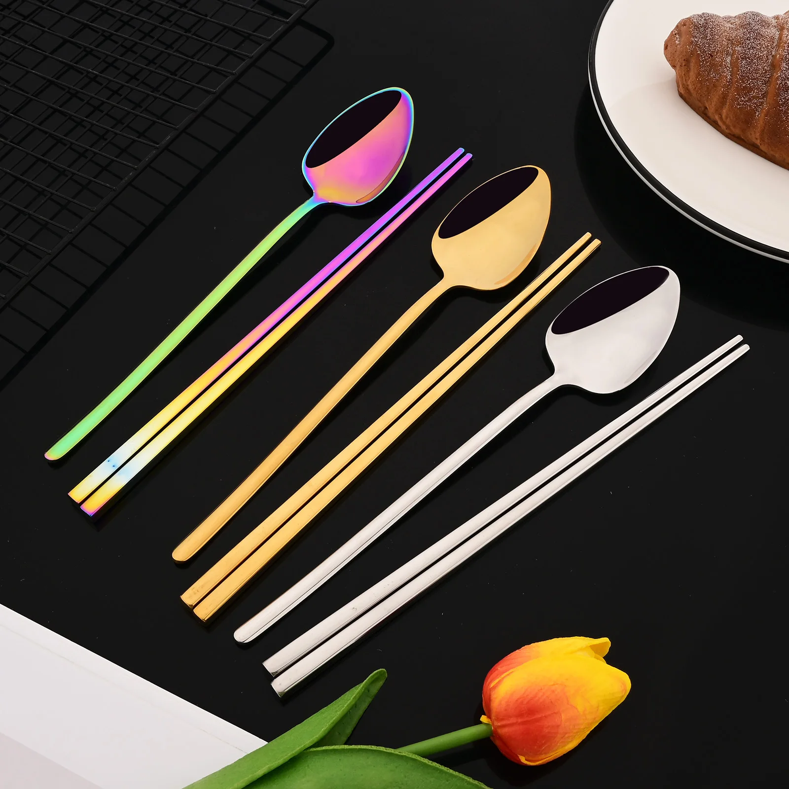 Korean 8Pcs Tableware Set High - Gold Plated Cutlery recension och pris